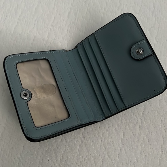 Blue wallet - Picture 2 of 2